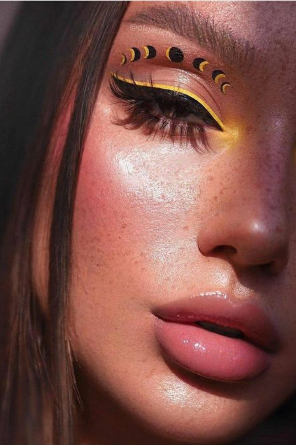 Our FAV Festival Makeup Looks to Rock With Your Outfit!
