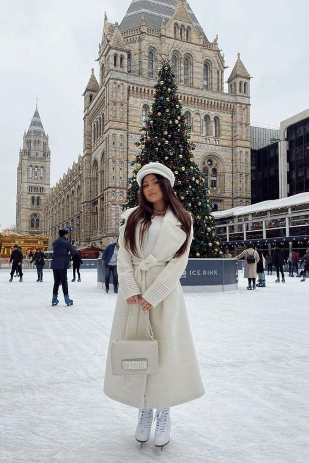 10 Gorgeous Ice Skating Outfits to Glide Through the Rink in Style ...